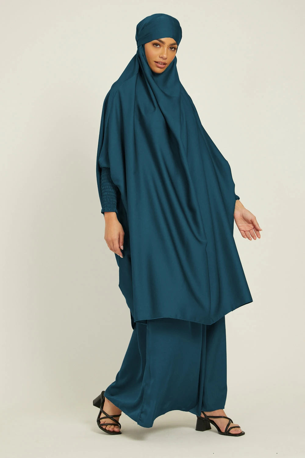 Hiyab musulmán dos piezas, variedad de colores.