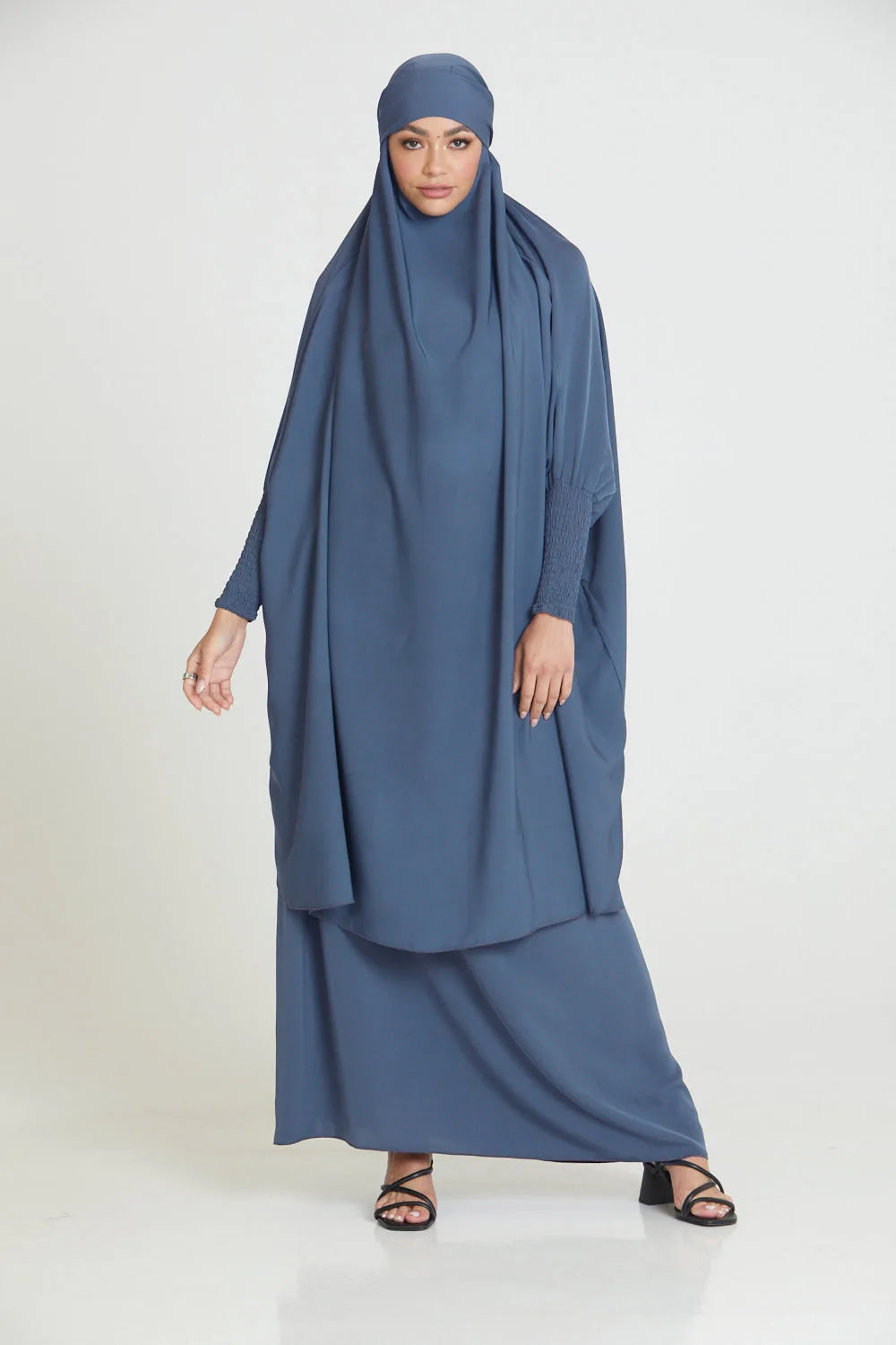 Hiyab musulmán dos piezas, variedad de colores.
